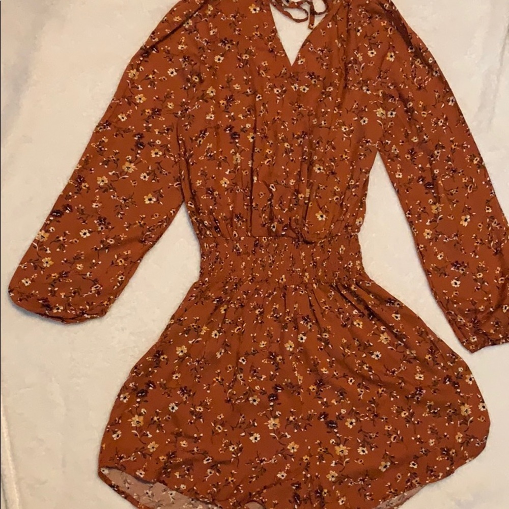Polly‎ Esther romper